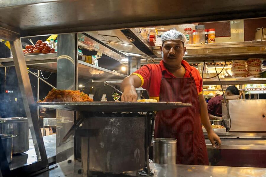 Mumbai Market and Temple Tour With Cow Shelter Visit - Crawford Market in 30 minutes