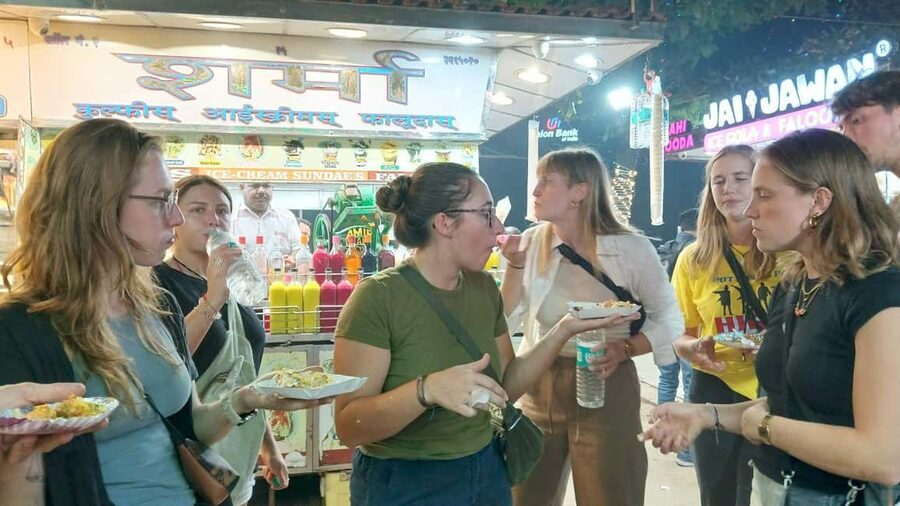 Mumbai Street Food Tour with Evening Bazaar Walk - Pani puri, kulfi, and the vegetarian opening