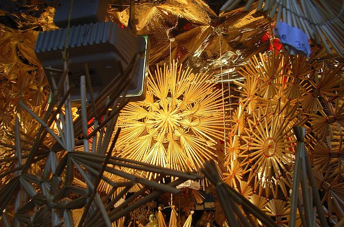 Munich Christmas Market Private Walking Tour With A Professional Guide - The guides and the style of the experience