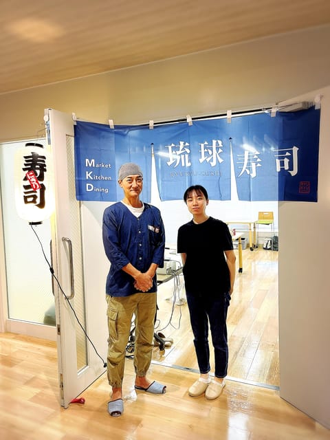 Naha Makishi Public Market : Sushi making experience - Choosing the morning or evening session