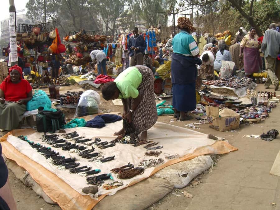 Nairobi: Explore Maasai Market for Unique Souvenirs - Why a local guide changes the shopping experience