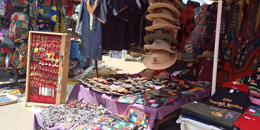 Nairobi: Explore Maasai Market for Unique Souvenirs - Starting at Hilton Arcade and Mama Ngina Street