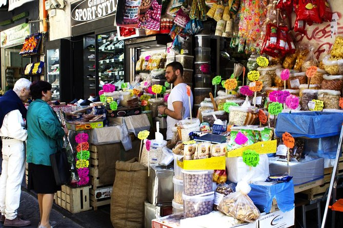 Naples Street Food Experience with local guide - Small Group Tour - What the Tour Does Well