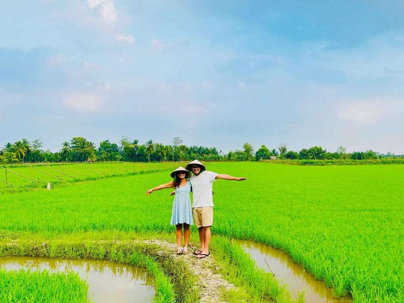 Nature reservation and Floating Market - Narrow canals and the slower Mekong