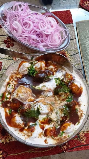 New Delhi: Traditional Indian Cooking Class & Market Visit - Tea, introductions, and menu planning
