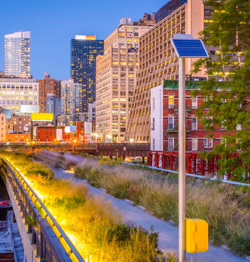 New York City Walk Tour HighLine Chelsea Market West Village - From Madison Square Garden to Hudson Yards
