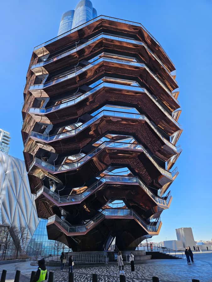 New York: High Line, Chelsea Market, and Vessel Guided Tour - How to prepare for the 150-minute walk