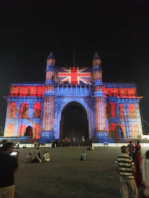 Night Tour: Mumbai’s Nights & Buzzing Bazaars - Gateway of India and the Taj Mahal Palace