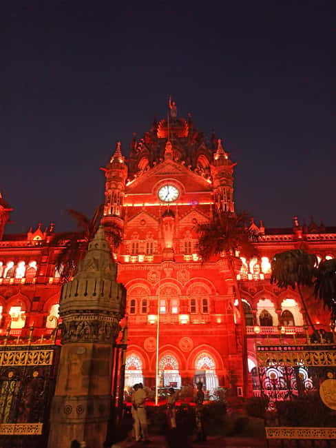 Night Tour: Mumbai’s Nights & Buzzing Bazaars - Hanging Gardens and the Malabar Hill View