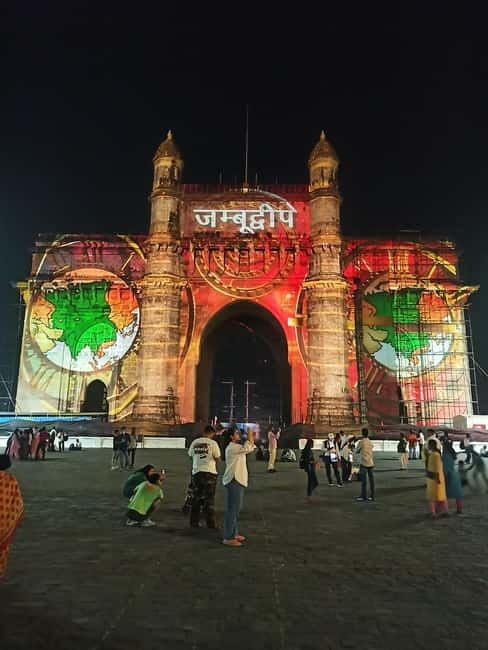 Night Tour: Mumbai’s Nights & Buzzing Bazaars - CST and the Final City Lights