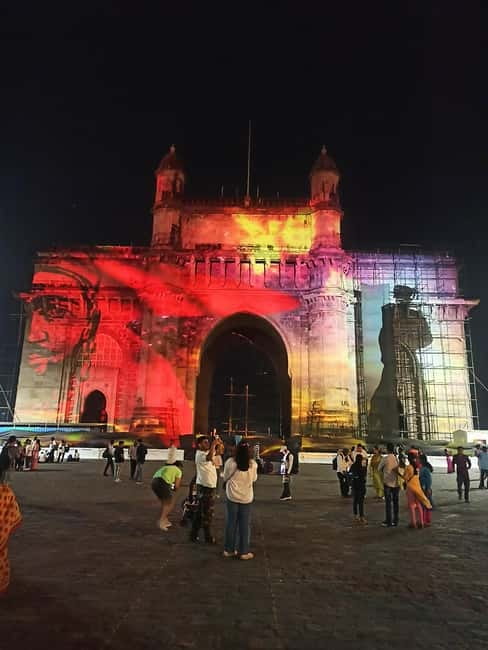 Night Tour: Mumbai’s Nights & Buzzing Bazaars - Guides, Comfort, and Personal Attention