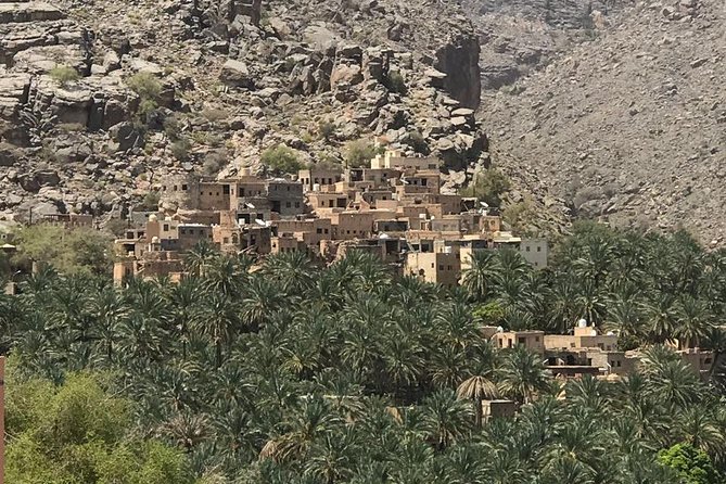 Nizwa Market, Nizwa Fort, Misfat Al Abriyeen, Jabal Shams - Misfat Al Abriyeen: old lanes and working gardens