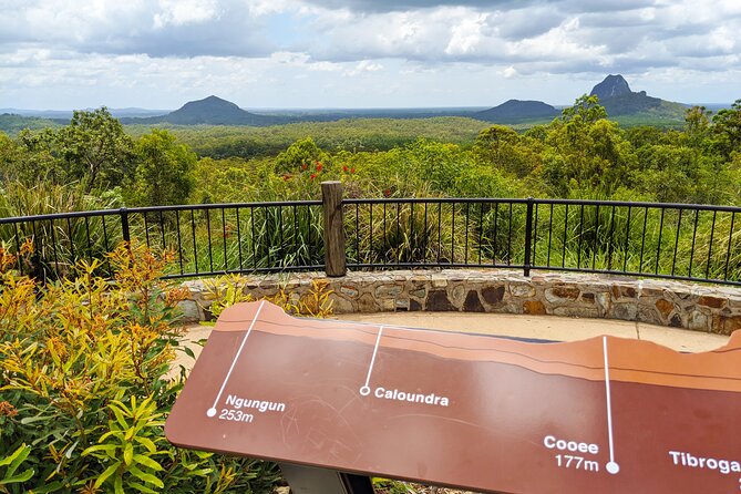 Noosa, Eumundi Markets, Glass House Mountains from Brisbane - Forty minutes in Noosa National Park