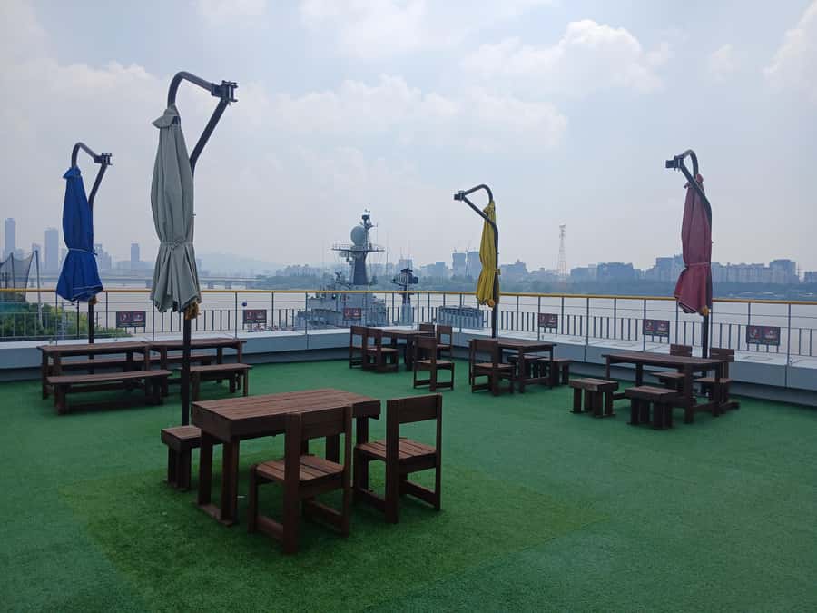 North Korean Border+Real battleship+submarine & Market Tour - Key points to know before booking