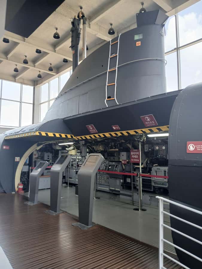 North Korean Border+Real battleship+submarine & Market Tour - Why the border stop is the heart of the day