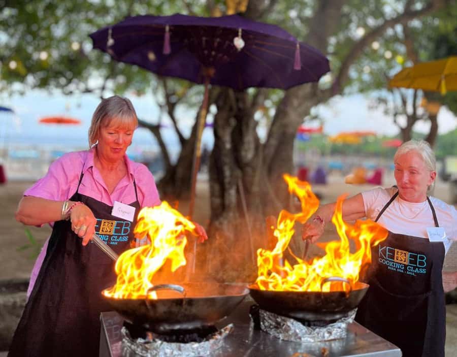 Nusa Dua: Balinese Cooking Class with Market Tour - Choosing morning or afternoon