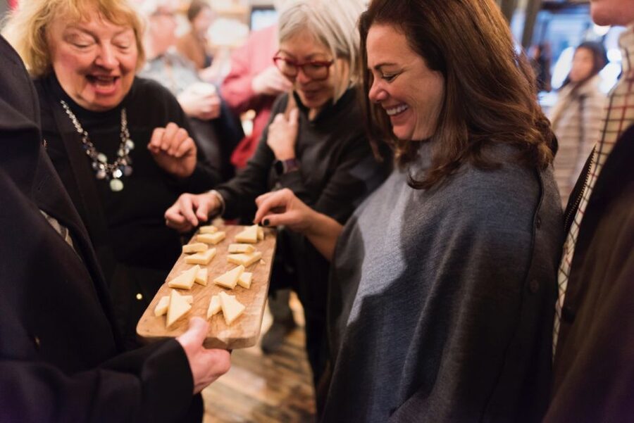 NYC: Chelsea Market & High Line Food & Culture Walking Tour - Why this three-hour tour works so well