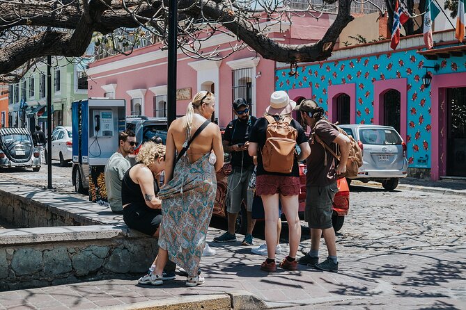 Oaxaca City Walking Tour - Markets, Textile museum & Lunch - Start at the Zócalo, Oaxaca’s natural orientation point