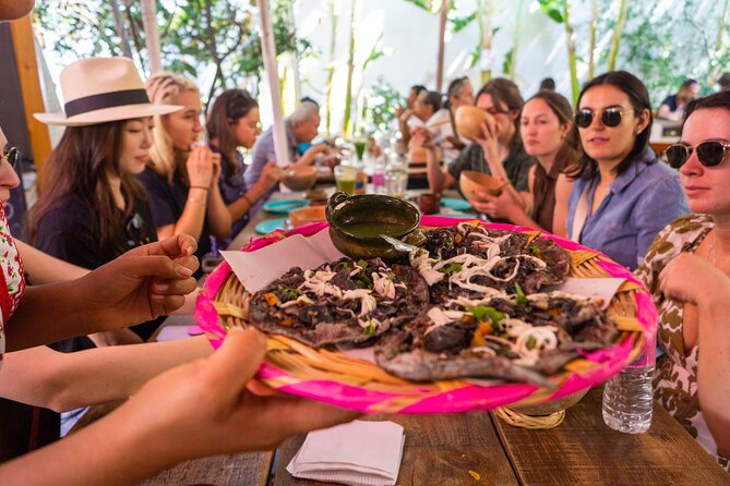 Oaxaca Street Food Tour. Signature Markets Tour - What makes this Oaxaca food tour worth considering