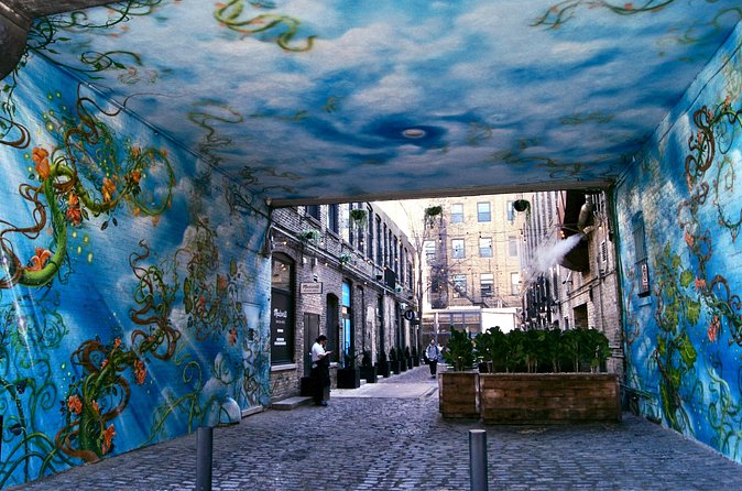 Offbeat Fulton Market Graffiti and Murals Street Art Tour - Weather, timing, and simple planning tips