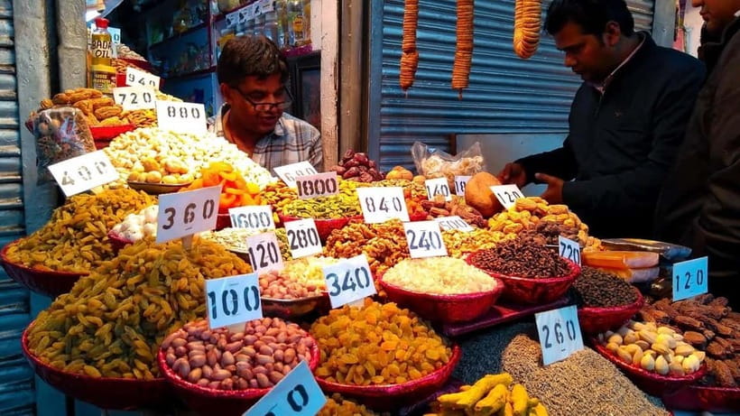 Old Delhi: Khari Bawli - Asia's Largest Spice Market - What the 3 to 4 hours usually give you