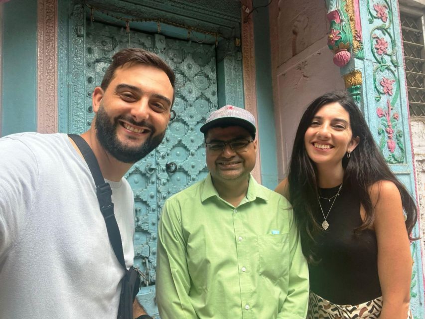 Old Delhi: Spices, Heritage and Bazaars Walking Tour - Key points at a glance
