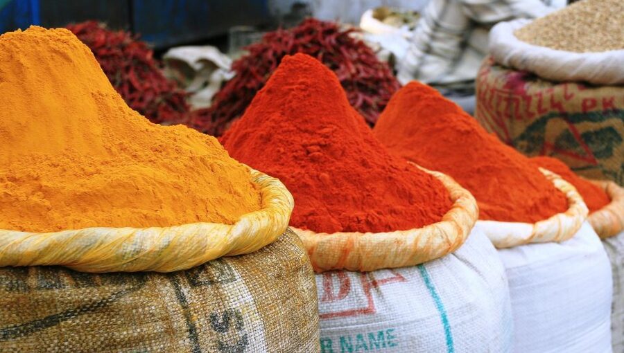 Old Delhi: Spices, Heritage and Bazaars Walking Tour - How much walking and crowding should you expect?