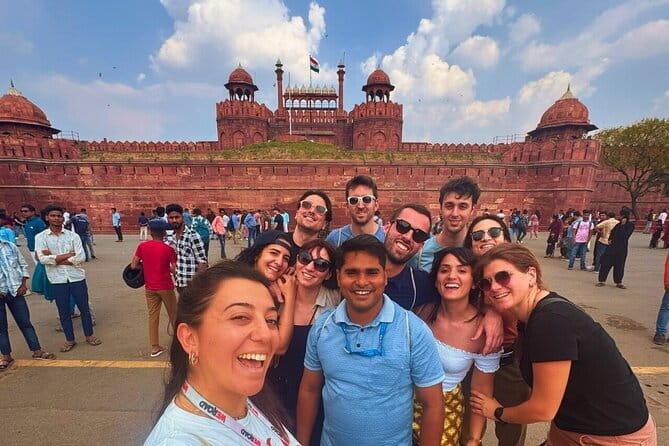 Old Delhi Street Food and Spice Market Tour - Khari Baoli and the smell of spice
