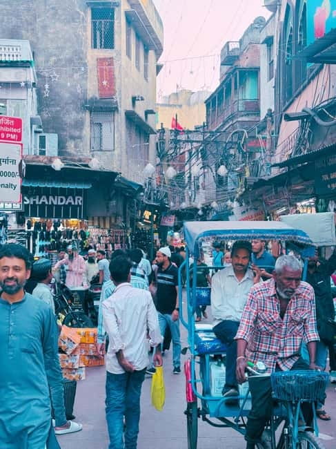 Old Delhi Temples and Spice Market Tour - Why this short Old Delhi route works