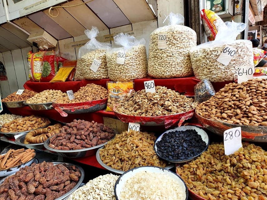 Old Delhi Temples and Spice Market Tour - Jain Temple and the unexpected lanes