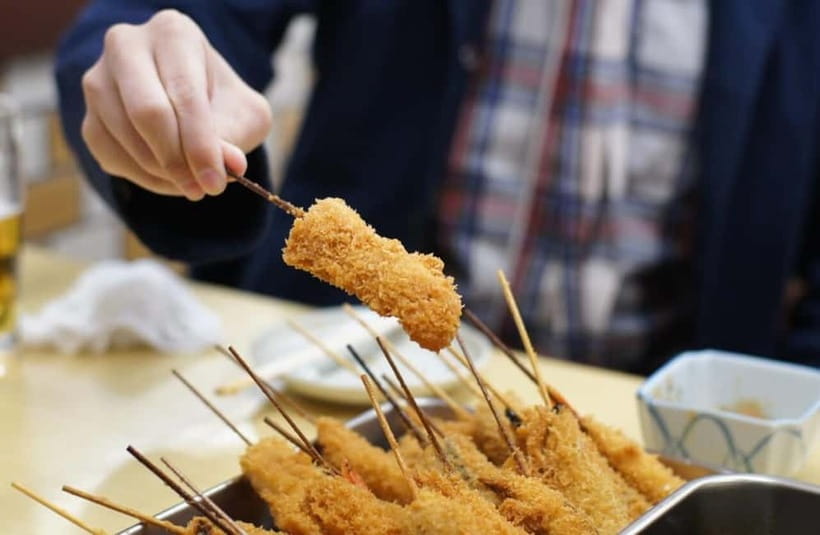 Osaka: Food Tour Kuromon Market & Dotonbori with Guide - Key points at a glance