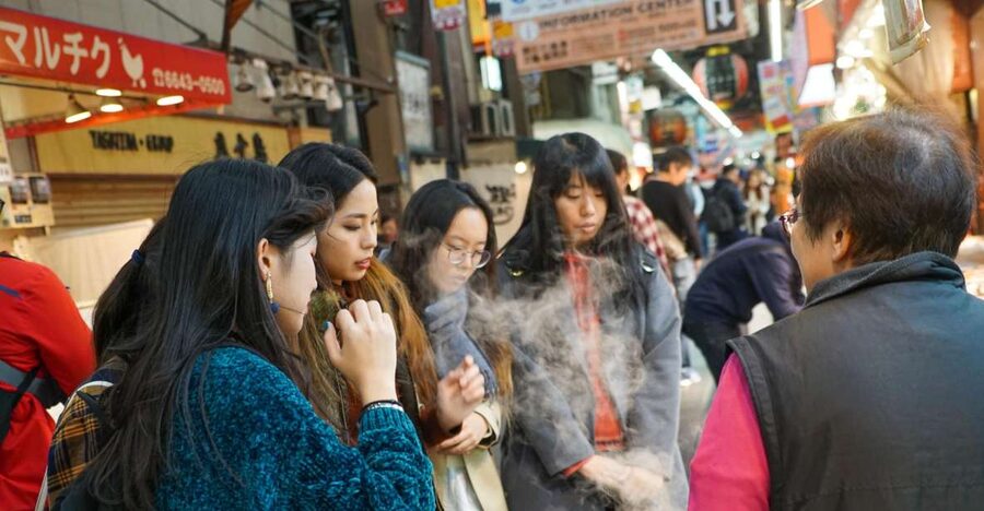 Osaka: Kuromon Market Food Walking Tour (6 stops, 6 tastes) - The 15-minute opening stop adds local context