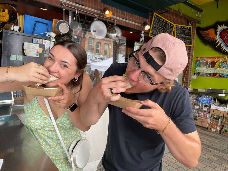 Ottawa: Evening Taste of the ByWard Market Food Tour - The guides make the difference