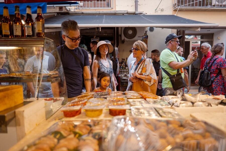 Palermo: Market Tour and Sicilian Cooking Class with Lunch - Lunch is part of the lesson, not an afterthought