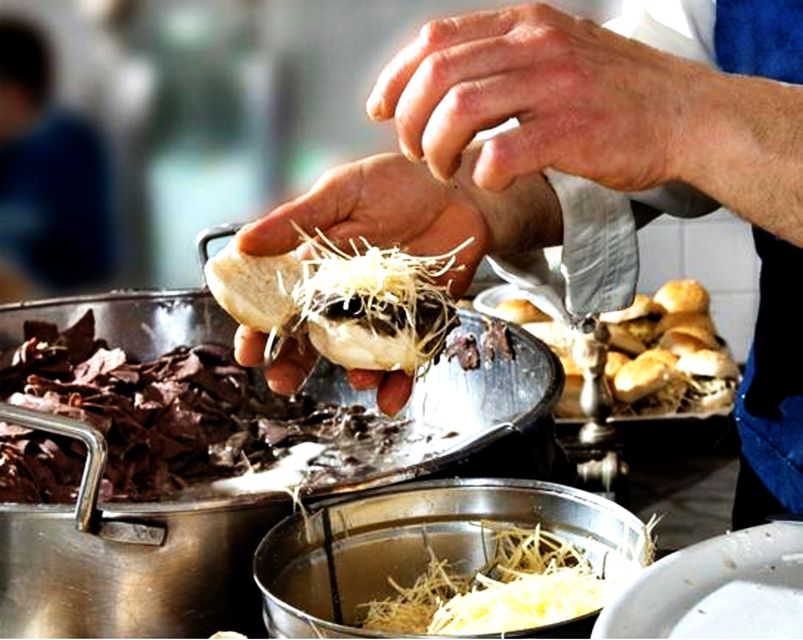 Palermo: Street Food Tour in Ballarò and Vucciria Markets - Cathedral and Piazza Marina add sightseeing value