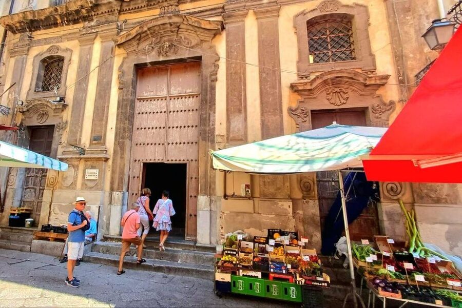 Palermo: Walking Tour of Historic Markets and Monuments - Who should book this tour