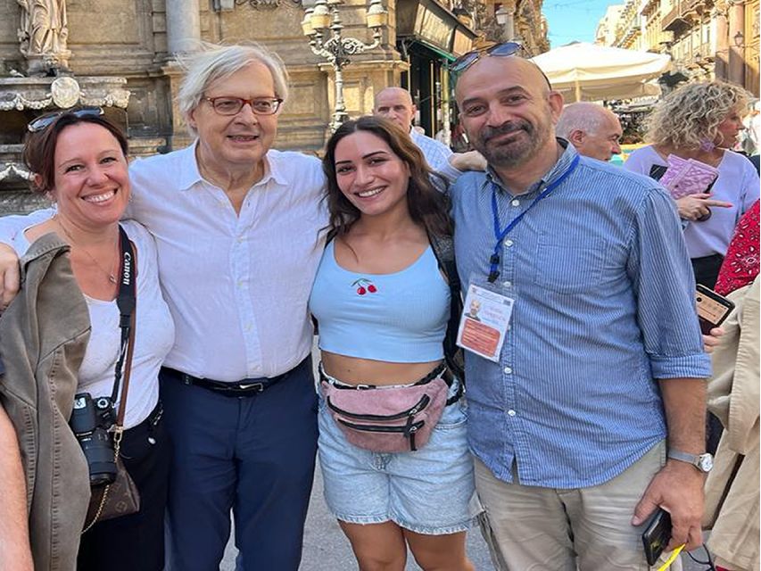 Palermo: Walking Tour of Historic Markets and Monuments - What makes the guides important