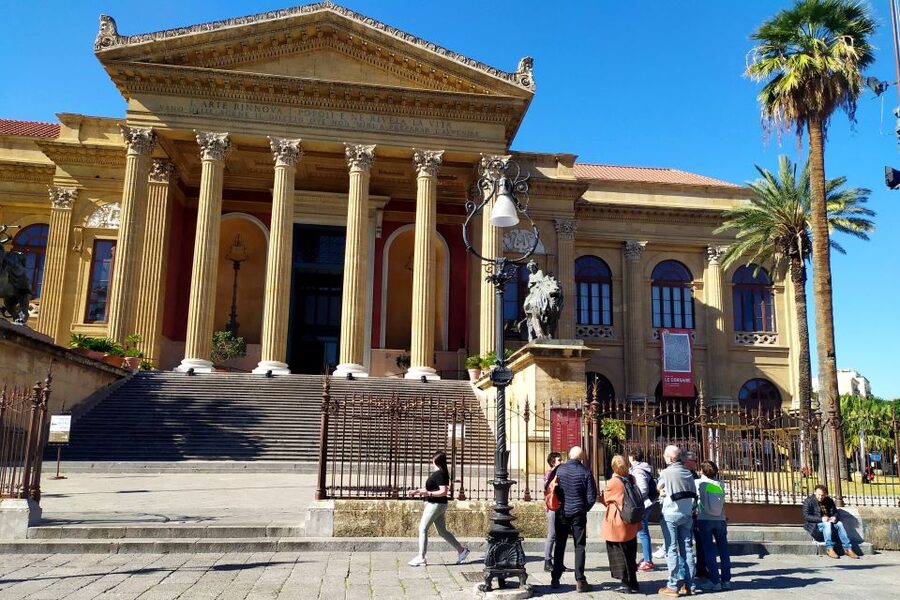 Palermo: Walking Tour of Historic Markets and Monuments - Timing, clothing, and meeting details