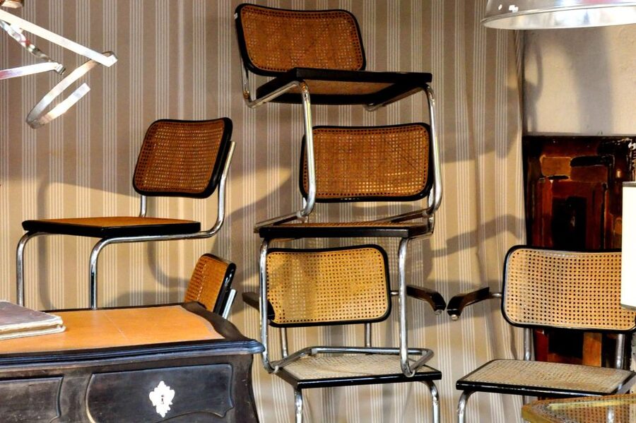 Paris: Flea Market Insider's Tour in Extra-Small Group - Key points at a glance
