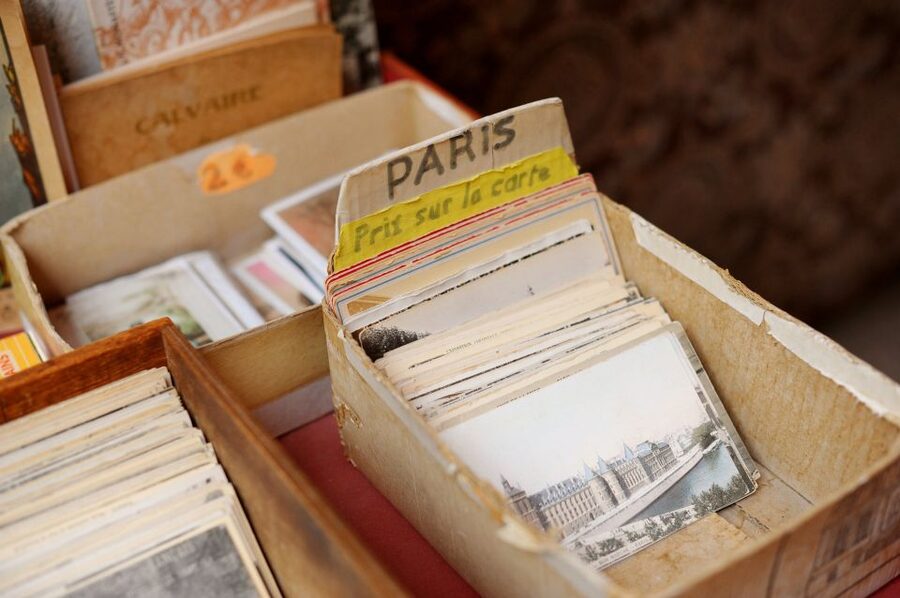 Paris: Flea Market Insider's Tour in Extra-Small Group - Learning to spot quality before you buy