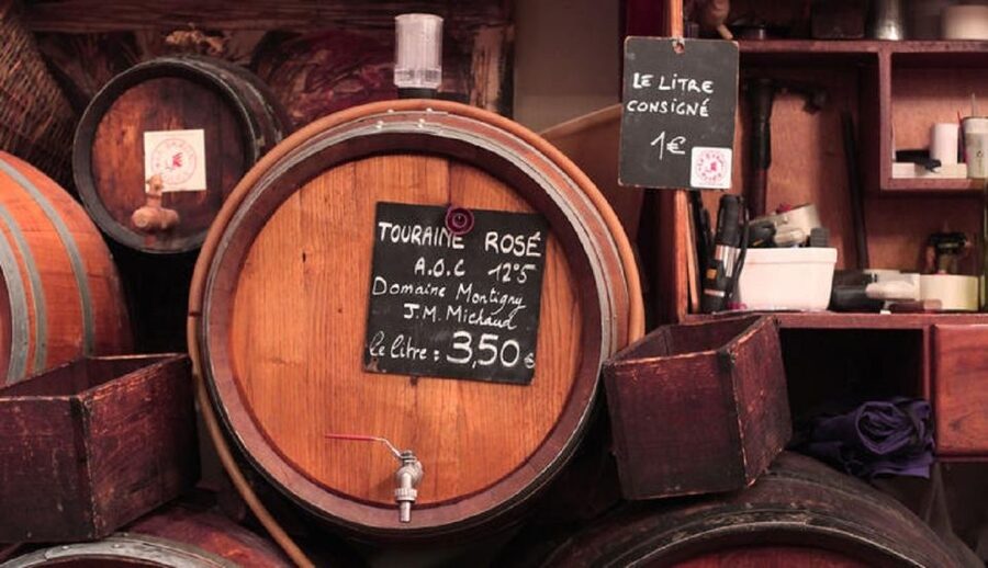 Paris: Food Market Tour in Bastille - What the guides add to the experience