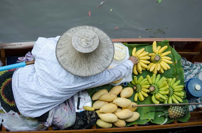 Pattaya: Floating Market Tour with Hotel Transfer & Guide - Key points at a glance