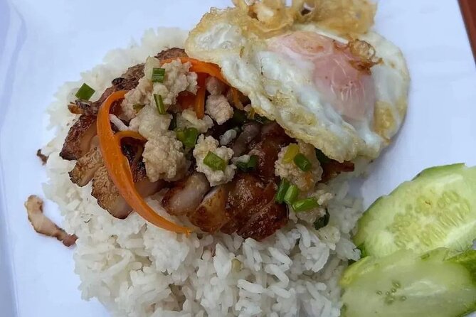 Phnom Penh Local Market & Morning Food Tour Include Drinks - Fried chive cake and its Chinese influence