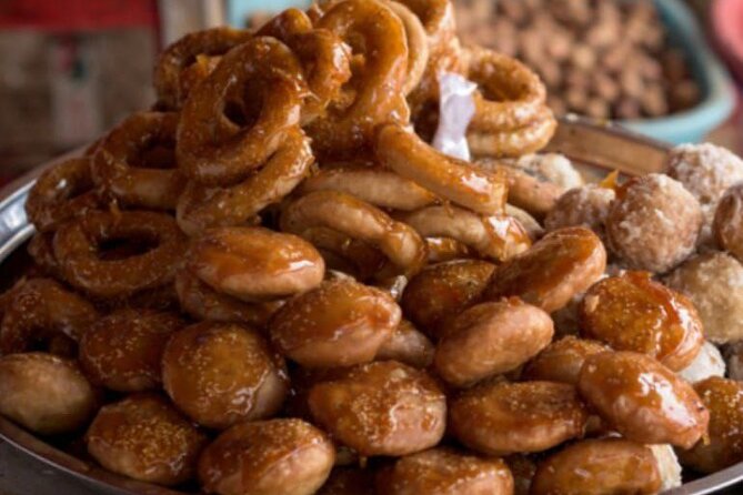 Phnom Penh Local Market & Morning Food Tour Include Drinks - Sweets, desserts, and the market walk