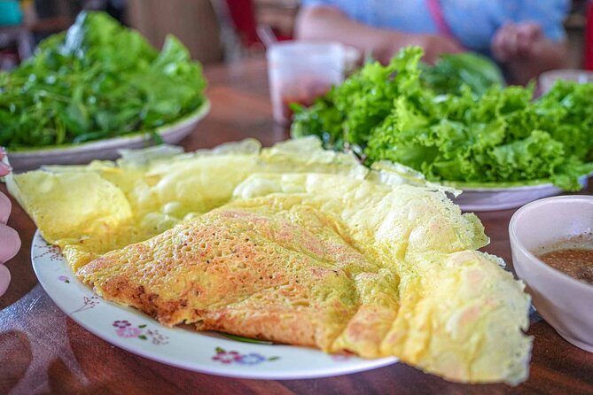 Phnom Penh Morning Market & Food Tour by Tuktuk - Includes All Food & Drinks! - Why this Phnom Penh breakfast tour works
