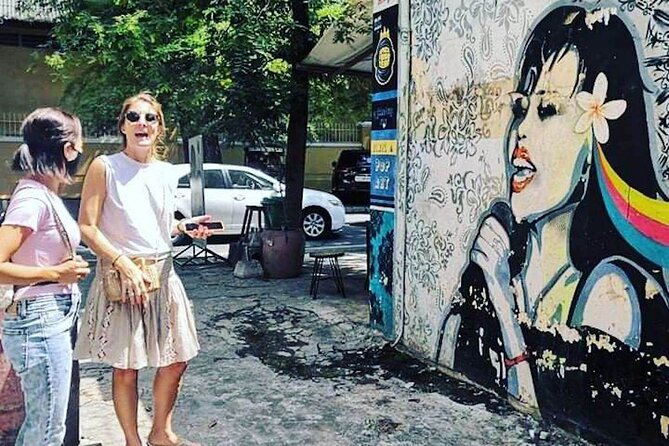 Phnom Penh's Morning Market and Street Art Tour by Tuk tuk - What the tuk tuk adds