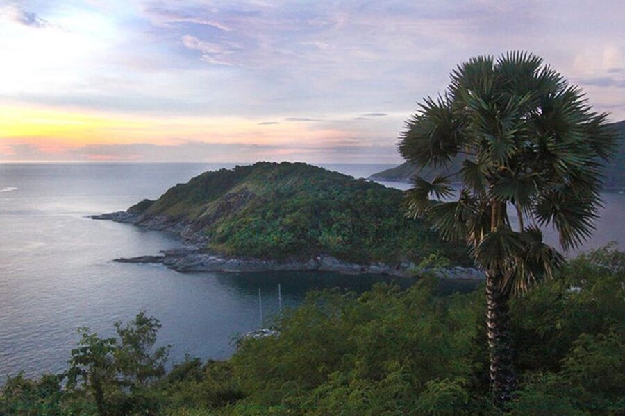 Phuket: Amazing Sunset View & Local Market Tour - Karon View Point and its three-beach panorama