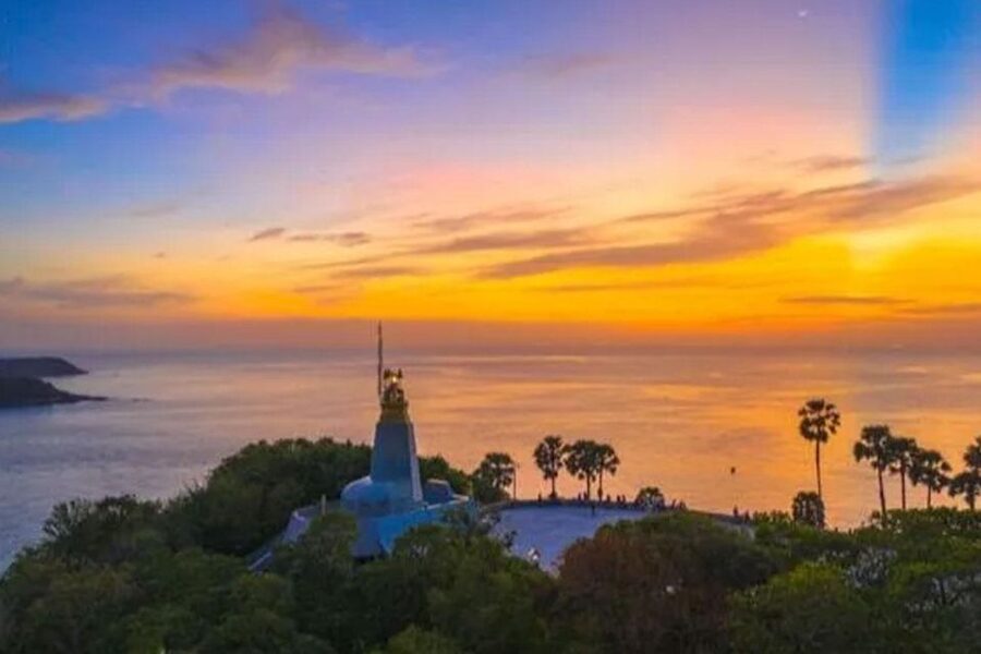 Phuket: Amazing Sunset View & Local Market Tour - Choosing between Chilva Market and JJ Market