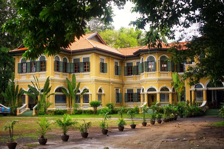 Phuket - Blue Elephant Thai Cooking Class with Market Tour - Why the Governor’s Mansion matters