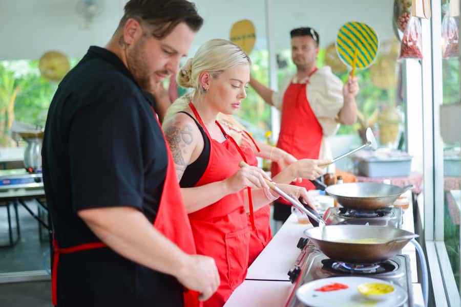 Phuket: Half Day Thai Cooking Experience with Market Tour - From fresh ingredients to the open kitchen